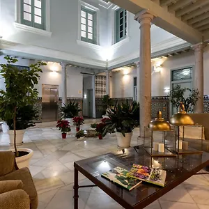 3* Apartahotel Palacio Cabrera - Lillo